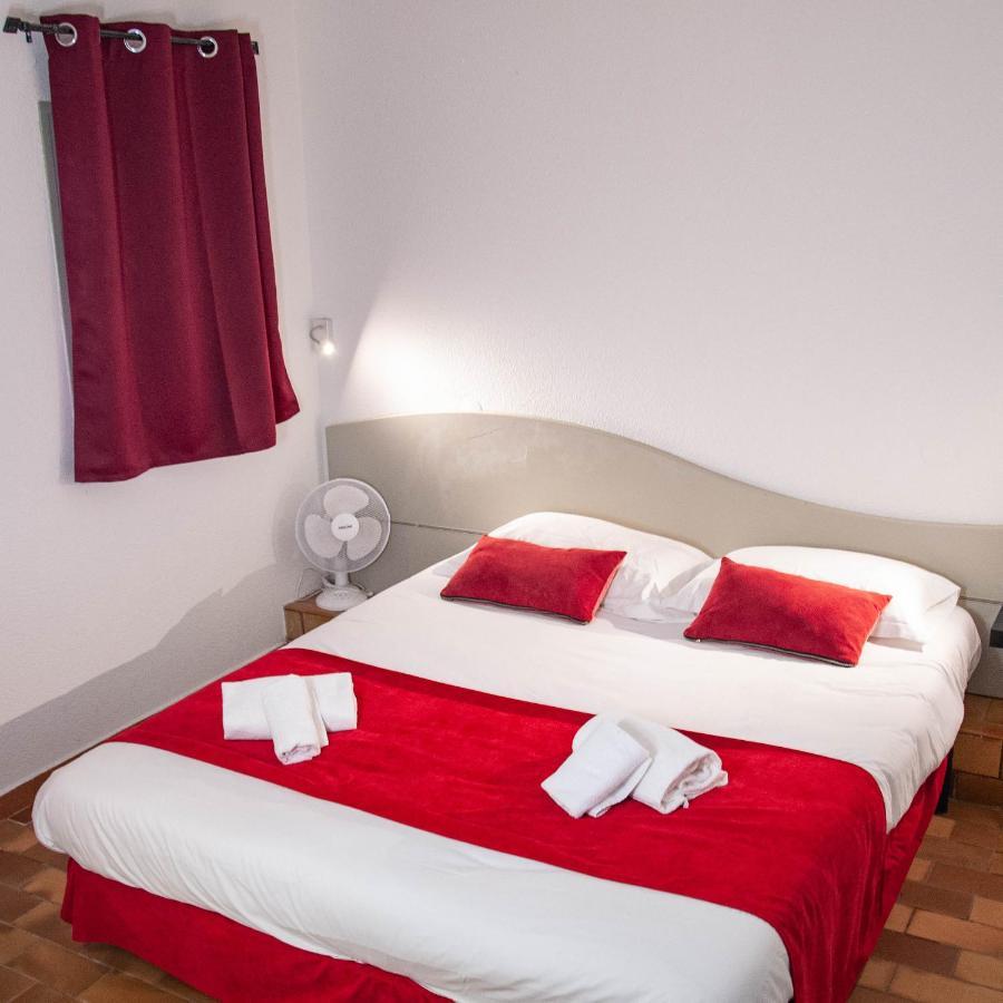 Marina Hotel Club Коголен Екстериор снимка