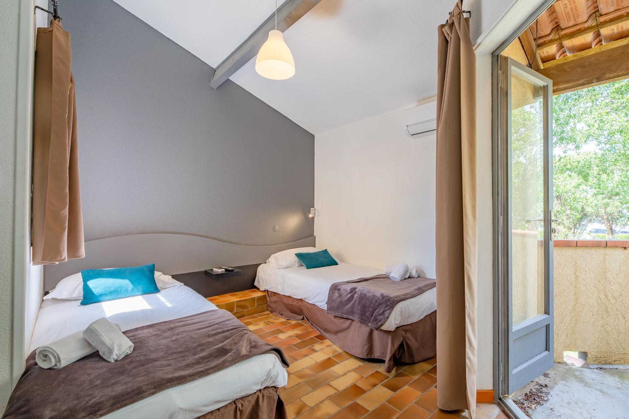 Marina Hotel Club Коголен Екстериор снимка